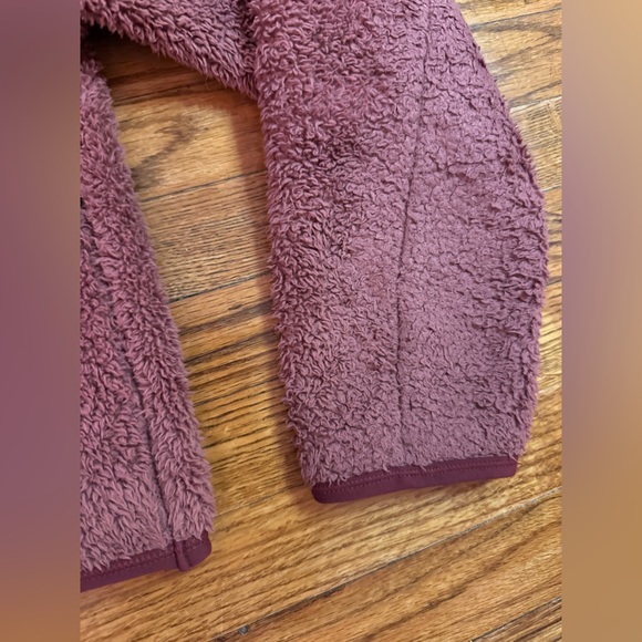 Girlfriend Collective sherpa Fuzzy Quarter zip pink maroon burgundy size small - Picture 2 of 7
